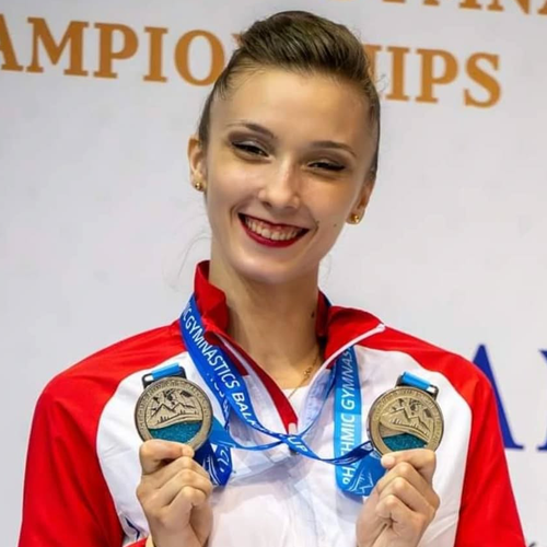 Andreea Verdes